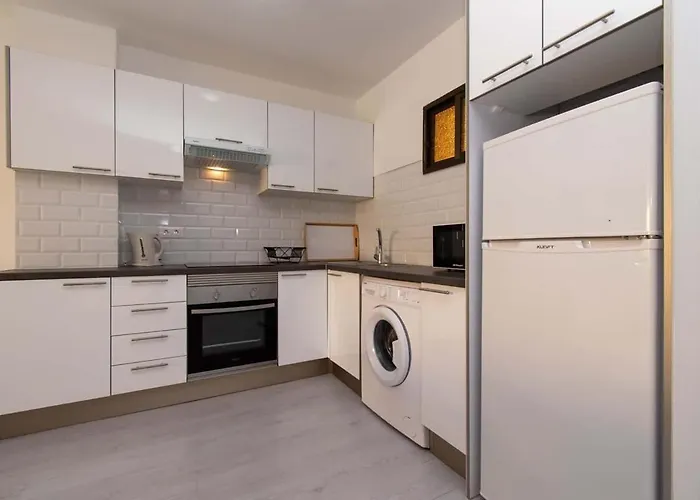 Mare 96 - One Bed * Адехе