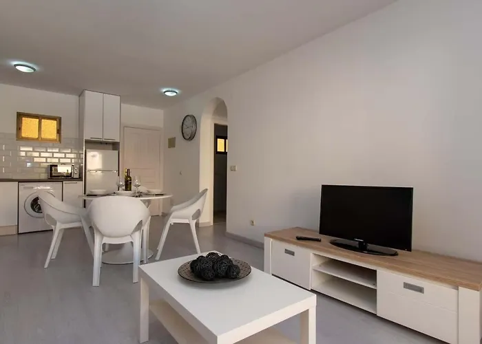 Apartment Mare 96 - One Bed Costa Adeje (Tenerife)